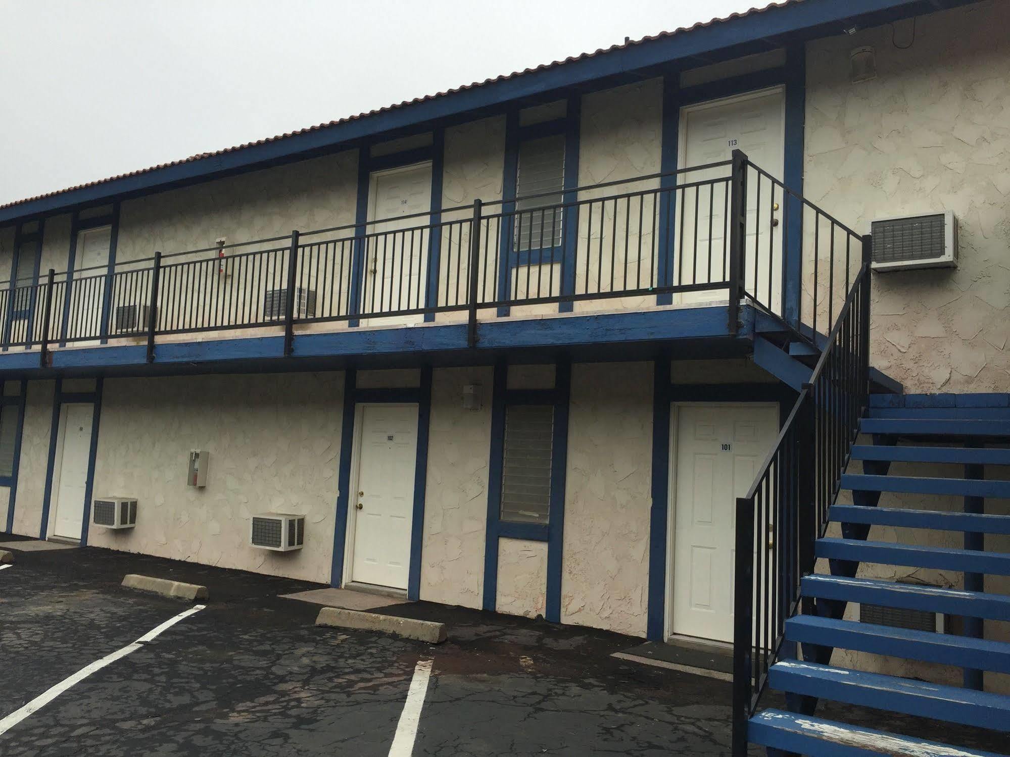 Golden Hills Motel Tehachapi Εξωτερικό φωτογραφία